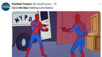 David De Gea diibaratkan Loris Karius, yang ikut dibawa-bawa karena dulu sempat punya sejumlah blunder fatal. (Foto: Internet/Twitter)  