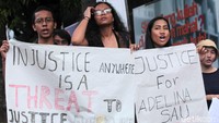 Kasus kekerasan yang dialami oleh salah satu TKI asal NTT, Adelina, yang tewas karena diduga mendapat kekerasan dari majikan di Malaysia menjadi salah satu pemicu aksi tersebut dilakukan.