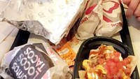 Vokalis berusia 32 tahun ini semakin hits di lagu ME! bareng Taylor Swift. Brendon juga seorang foodies. Ini posenya saat tengah mencicipi aneka makanan khas Meksiko. Foto: Istimewa