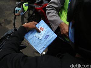 Razia Lalu Lintas, Belasan Pemotor Kena Tilang