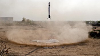 Tapi ambisi SpaceLink harus mendapat pendanaan yang cukup besar sebelum teknologinya berhasil mengangkasa dan menghasilkan untung. Foto: Reuters