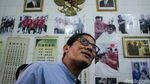 Sandiaga Cukur Rambut, Kumis dan Jenggot di Glodok