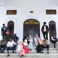 Fila, yang berasal dari Kampung Raja, Tunjang pun mengatakan bahwa Adama adalah lelaki impiannya karena ia baik, peduli, cerdas, dan sabar. Selain itu, ia juga seorang pria yang religius dan berorientasi pada keluarga. Hal tersebut membuatnya semakin jatuh cinta pada Adama. Foto: Facebook