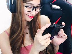 Kenalan dengan Ann, Gamer Cantik Jago Main Tembak-tembakan