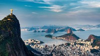 Tahukah kamu bahwa Brazil dulunya beribukota Rio de Janeiro hingga tahun 1960? Setelah itu pemerintah memutuskan untuk memindahkannya ke Brasilia. Sekarang Brasilia pun menjadi salah satu kota terpadat di Brasil dan juga ditetapkan sebagai Warisan Dunia oleh UNESCO karena keunikan arsitekturnya. (iStock)