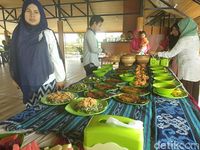 Sambut Ramadan Ikan Asap Khas Sidoarjo Disajikan di Resto Ini