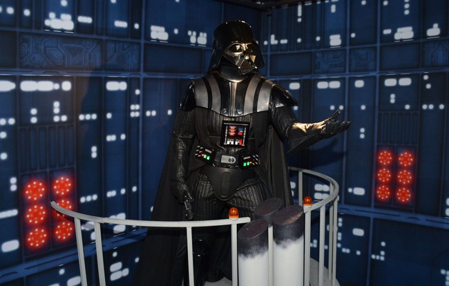 Menyambut rilisnya film Star Wars: The Rise of Skywalker pada 20 Desember 2019, Disney menggandeng desainer asal Filipina untuk merancang koleksi furnitur unik bertema film tersebut. Foto: Dok. Getty Images