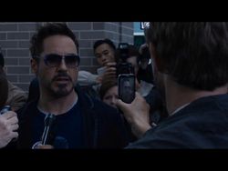 Ragam Ponsel di Film-film Marvel, Dari LG Sampai Sony