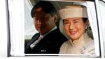 Kaisar Akihito Resmi Turun Takhta