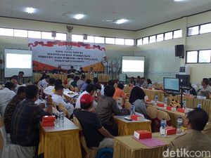 KPU Surabaya Gelar Rapat Pleno Rekapitulasi Suara, Target 5 Hari Selesai