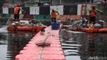 Tidak Ada Busa, Kali Item Terus Dibersihkan