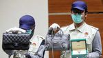 Penampakan Tas Chanel hingga Jam Rolex, Bukti Suap Bupati Talaud