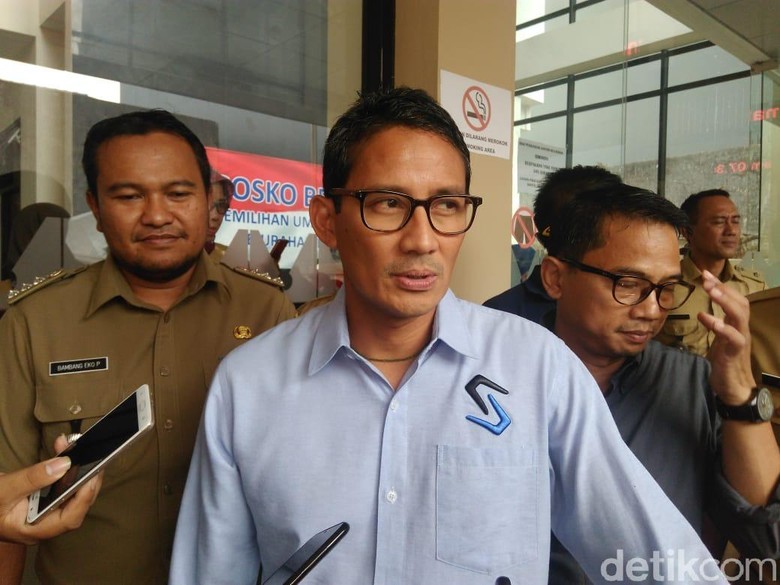 Ahmad Dhani Diprediksi Lolos ke DPR, Sandi: Kita Doakan Dapat Keadilan Ahmad Dhani Diprediksi Lolos ke DPR, Sandi: Kita Doakan Dapat Keadilan