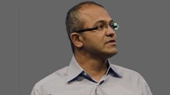 Nadella anak tunggal dari sang ayah Bukkapuram Nadella Yugandher yang bekerja sebagai PNS di Indian Administrative Service. Sedangkan ibunya seorang profesor bahasa Sanskerta. Foto: detikINET/Reno Hastukrisnapati