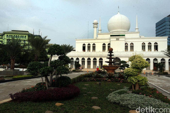 Masjid Al Azhar Siapkan Diri Jelang Ramadan 2021