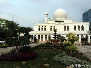 Masjid Al Azhar Siapkan Diri Jelang Ramadan 2019