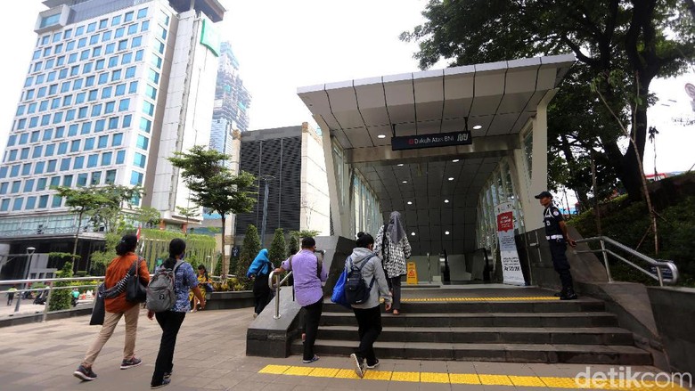 Stasiun MRT Dukuh Atas (Agung Pambudhy/detikcom) Stasiun MRT Dukuh Atas (Agung Pambudhy/detikcom)