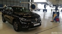 Sesuai tagline easy life, Renault perkenalkan koneksi ios yaitu cardplay dan juga android auto. Foto: Rizki Pratama/detikOto