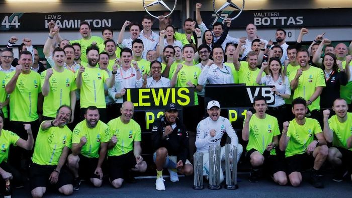 Lewis Hamilton dan Valtteri Bottas mendominasi F1 2019 dengan masing-masing dua kemenangan dalam empat balapan pertama (Foto: Anton Vaganov/Reuters)