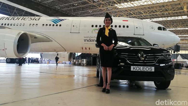  Mobil  Baru Renault Lahir di  Hangar Garuda  Indonesia 