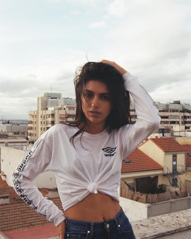 Lucia Rivera sendiri berprofesi sebagai seorang model. Gadis 21 tahun itu tinggal di Paris untuk mengejar karier modelingnya. Foto: Dok. Instagram/Lucia Rivera Romero