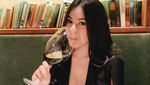 Elvia Cerolline, Teman Dekat Billy Syahputra yang Gemar Makan  Enak