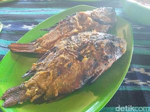 Sambut Ramadan Ikan Asap Khas Sidoarjo Disajikan di Resto Ini