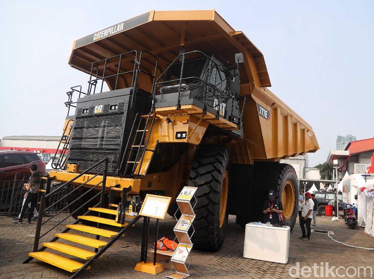 Truk Monster Unjuk Kegagahan di IIMS 2019