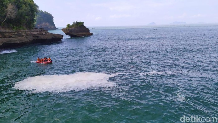Pantai Coro Tulungagung