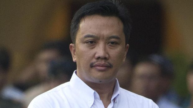 Menpora Imam Nahrawi membantah ada eksploitasi anak dalam audisi bulu tangkis Djarum.