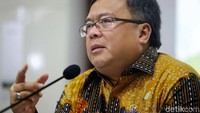 Karir Bambang berawal di Universitas Indonesia (UI), sebagai pengajar atau dosen di Fakultas Ekonomi dengan keahlian ilmu regional dan ekonomi pembangunan. Karir pria kelahiran 3 Oktober 1966 tersebut kemudian merangkak naik dari Kepala Program Studi, Ketua Jurusan, Dekan Fakultas Ekonomi, dan juga pernah menjabat sebagai Guru Besar Ekonomi UI. Grandyos Zafna/detikcom