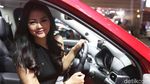 Gadis-gadis Cantik di IIMS 2019