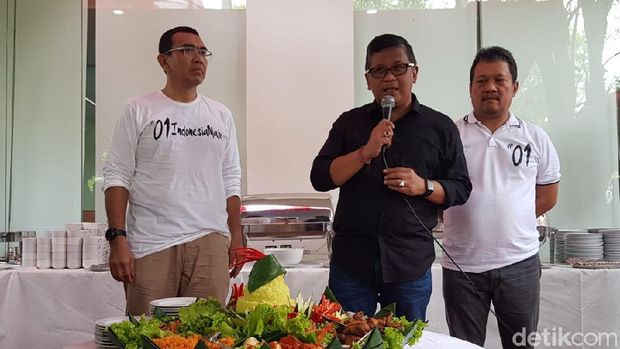 TKN Gelar Syukuran Kemenangan Jokowi-Ma'ruf Bareng Relawan Medsos 