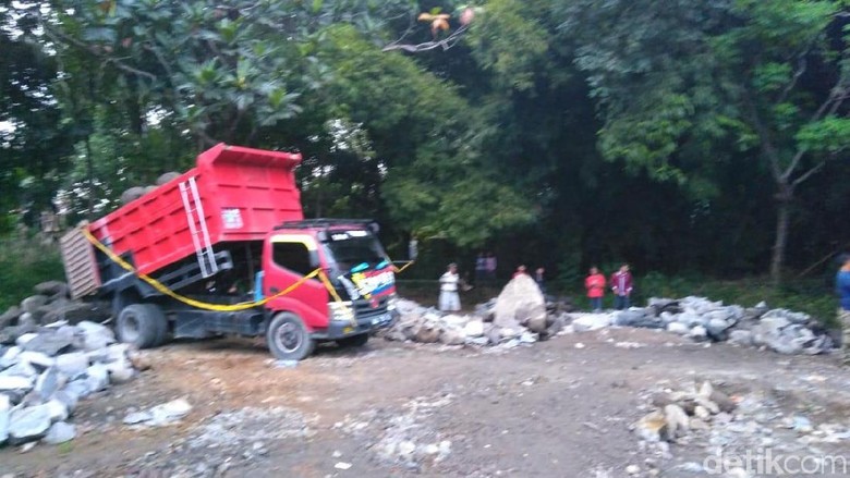 Hidrolik Macet, Sopir Truk di Boyolali Tewas Tergencet Hidrolik Macet, Sopir Truk di Boyolali Tewas Tergencet