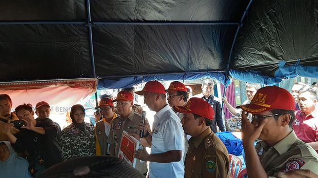 Mensos berjanji akan mencari solusi terbaik untuk mencegah terjadinya banjir di Bengkulu.