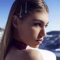 Ketika video dirinya menjadi tukang bully viral, Trejsi langsung memberikan klarifikasi. Dia menyampaikan permintaan maaf atas kelakuannya di masa lalu. Aku ingin meminta maaf pada seluruh masyarakat dan pria di video ini. Aku saat itu berusia 13 tahun. Anak-anak juga terpapar dengan kekerasan di sekolah, jalanan, pekerjaan, dan keluarga. Tapi ini bukan pembenaran dari apa yang sudah aku lakukan. Saat melihat diriku, aku merasa malu, katanya. Foto: Instagram @misstrejsisejdini