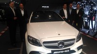 Diler yang dikelola oleh PT Mercindo Autorama ini menjadi diler AMG Performance Center pertama di Indonesia, selain lebih dari 540 diler serupa yang tersebar di 47 negara.