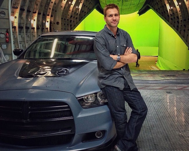 Ditengok di Instagram, pria berdarah Prancis ini juga pernah terlibat dalam film Mission Impossible 6, Fast Furious 6 dan Jason Bourne. Sementara itu, film Bond ke-25 tersebut menjadi yang kedua baginya. (Foto: Instagram/@jeancharlesrousseau)