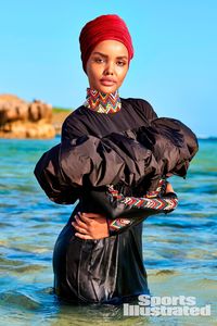 Halima Aden, Hijabers Pertama yang Tampil di Majalah Model Bikini