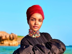 Halima Aden Ditunjuk Jadi Editor Keragaman untuk Majalah Vogue