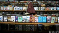 Rencananya, Pemrov DKI Jakarta tengah menyiapkan Jakbook di lokasi lainnya seperti, Pasar Perumnas Klender, Bukit Duri dan Kedoya.