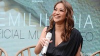 BCL mengangkat pesan women empowerment dalam video klip yang dibintangi Chicco Jerikho itu. Pool/Ismail/detikFoto.