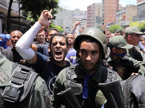 Usai Upaya Kudeta, 25 Tentara Venezuela Minta Suaka ke Kedubes Brasil