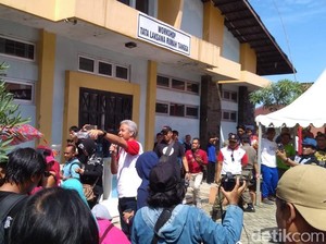 Jelang Puasa, Ganjar Pantau Kebutuhan Pokok di Jawa Tengah