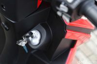 Ngegas Motor Listrik Gesits, Tarikannya Edun