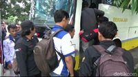 May day, Ribuan Buruh Purwakarta Bertolak ke Jakarta