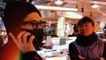 Serunya Taka ONE OK ROCK Saat Makan Bareng Ed Sheeran dan Belanja Seafood