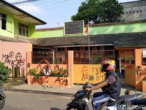 Ratusan Remaja Hitam-hitam yang Ditangkap Polisi Bikin Aksi Vandalisme