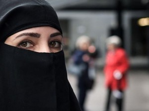 Selain Sri Lanka, Negara Mana Saja yang Melarang Cadar?