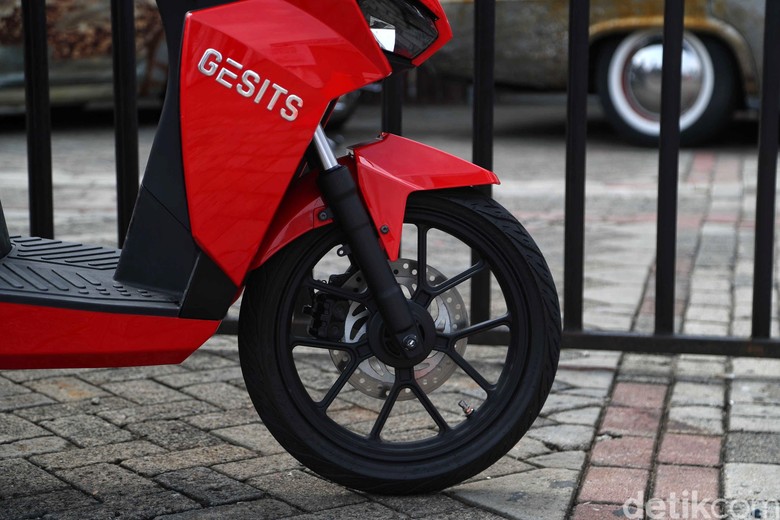 Motor listrik Gesits. Foto: Pradita Utama Motor listrik Gesits. Foto: Pradita Utama